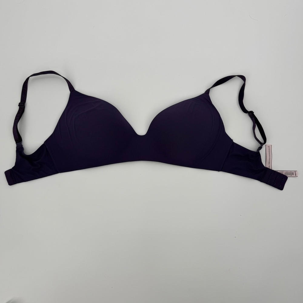 Victoria's Secret T-Shirt Bra Wireless Lightly Lined Purple 32DD F70